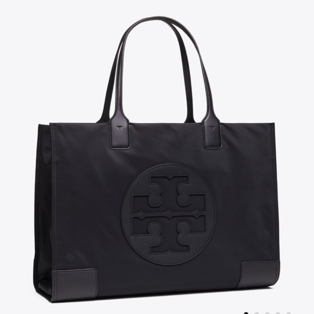 Beautiful bag very clean Tory Burch